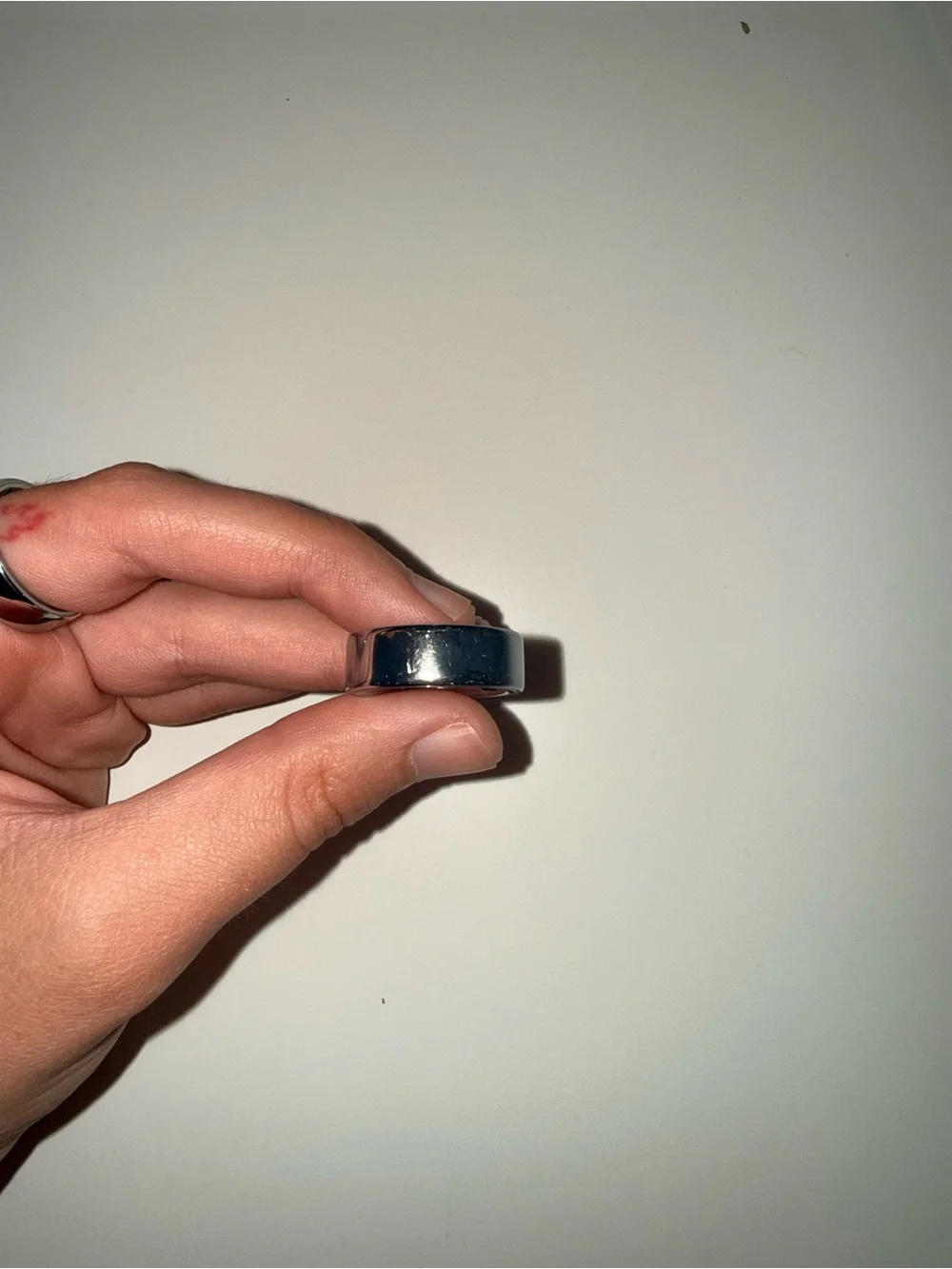 Oura Ring 4 - Polished Silver Finish
